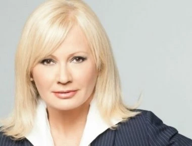 Η Αγγελική Νικολούλη αιφνιδιάζει τον Alpha στον αέρα στο τέλος της σεζόν